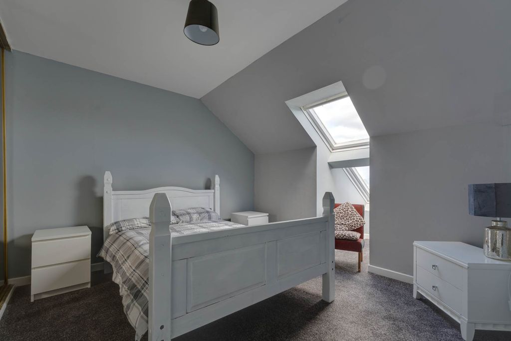 Additional image 7 of 3 bed flat for saleNewark Street, Port Glasgow PA14