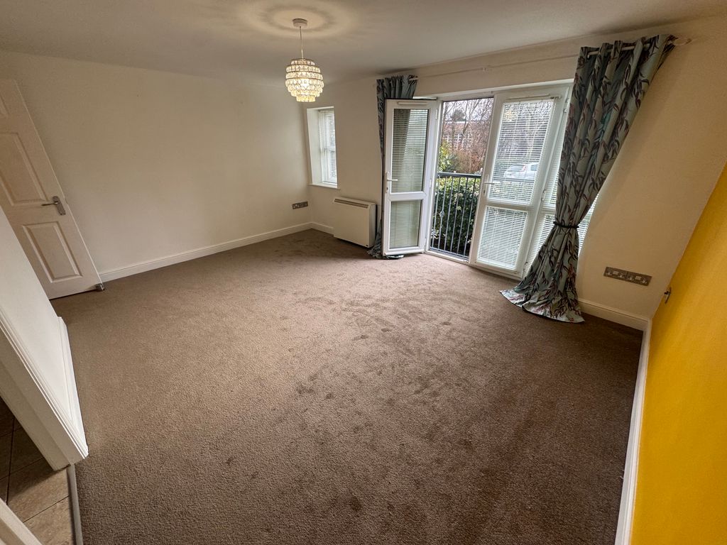 Property photo 3 of 20