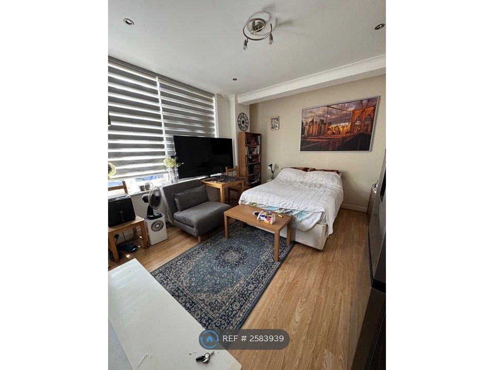 Property photo 2 of 5