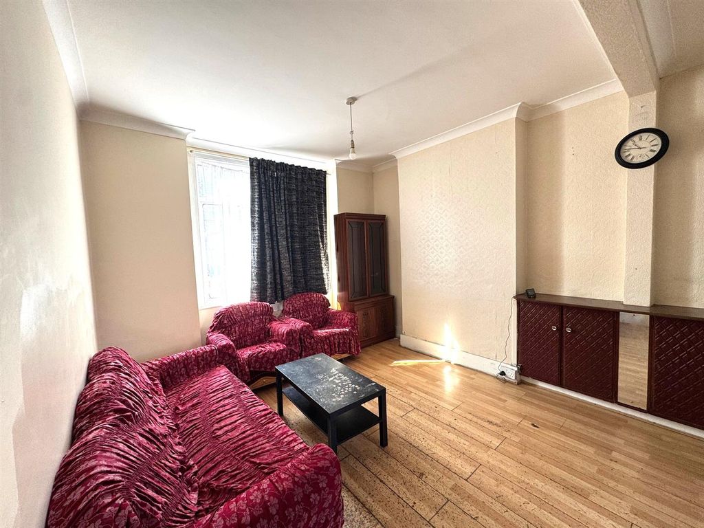 Property photo 3 of 14 Img_2424.Jpg