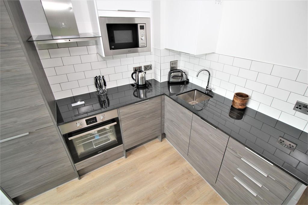 Property photo 3 of 6 Kitchen2.Jpg