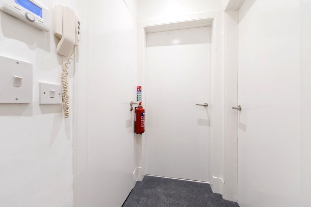 Property photo 3 of 9 Photo 3