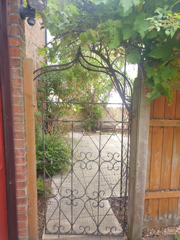 Property photo 3 of 14 Photo 2