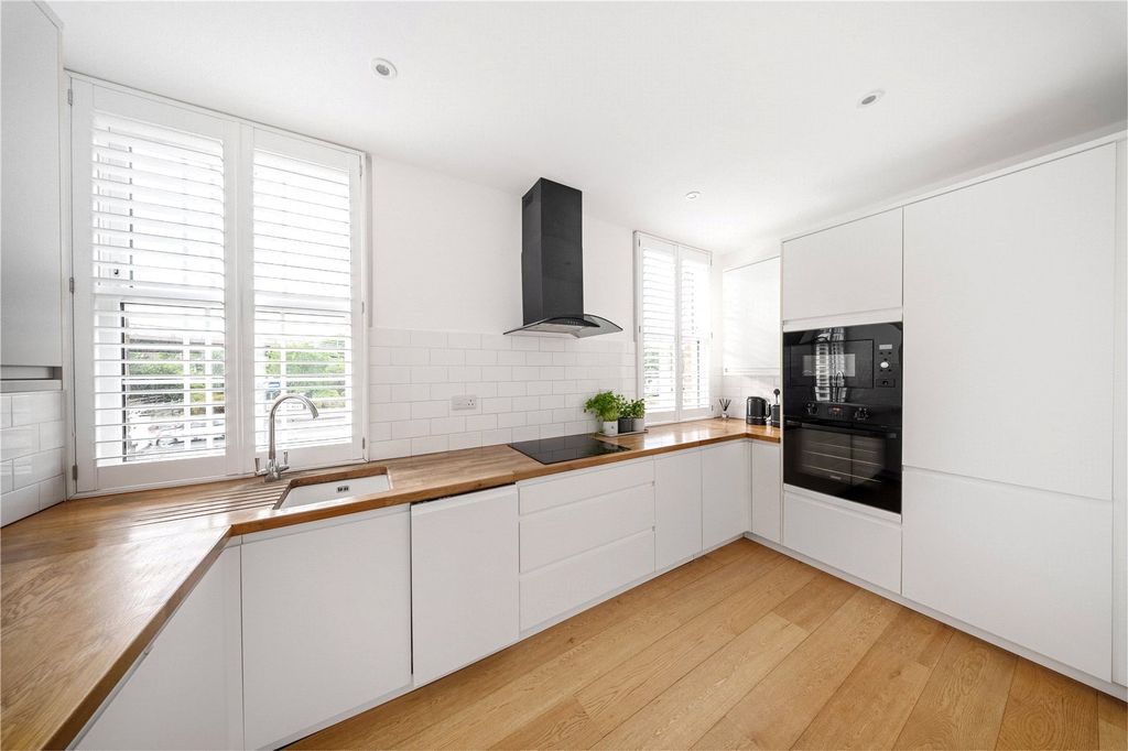 Property photo 2 of 11 Picture No. 02