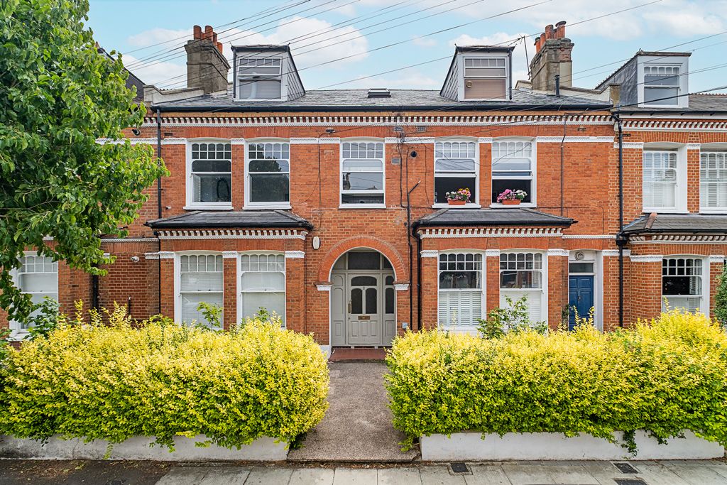 Property photo 1 of 13