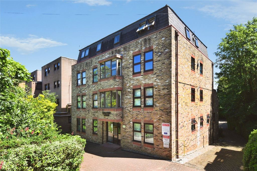 Property photo 1 of 12 External