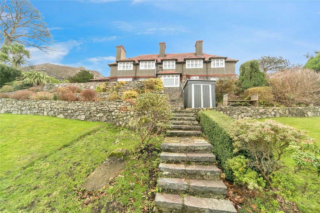 Property photo 3 of 36 Picture No. 27