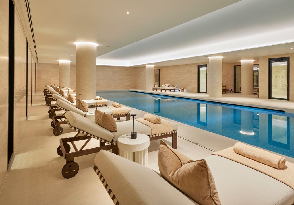 Property photo 3 of 21 Pool_Area_0350 (2).Jpg