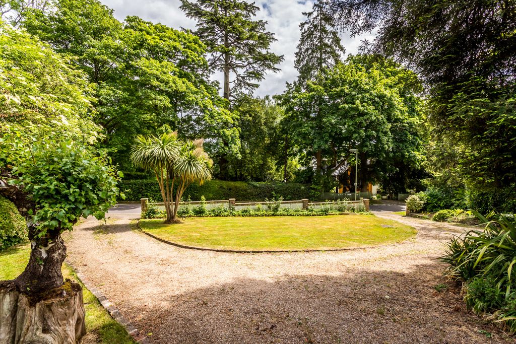 Additional image 15 of 3 bed detached house for saleAlders Road, Reigate RH2