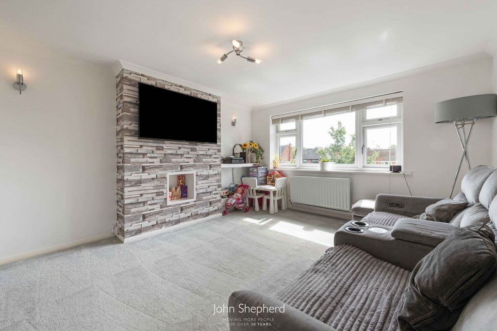 Property photo 2 of 13 Picture No. 01