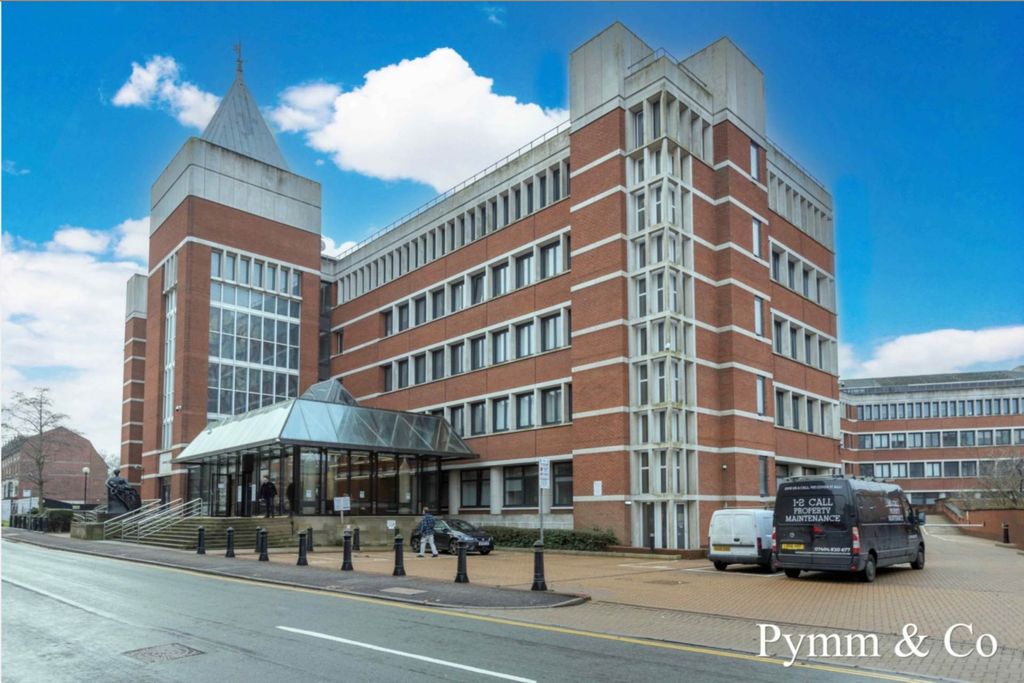 Property photo 1 of 5