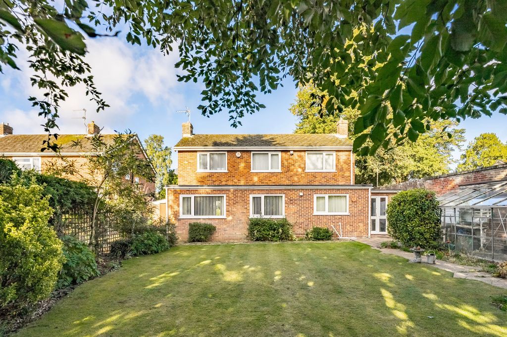 Property photo 2 of 18
