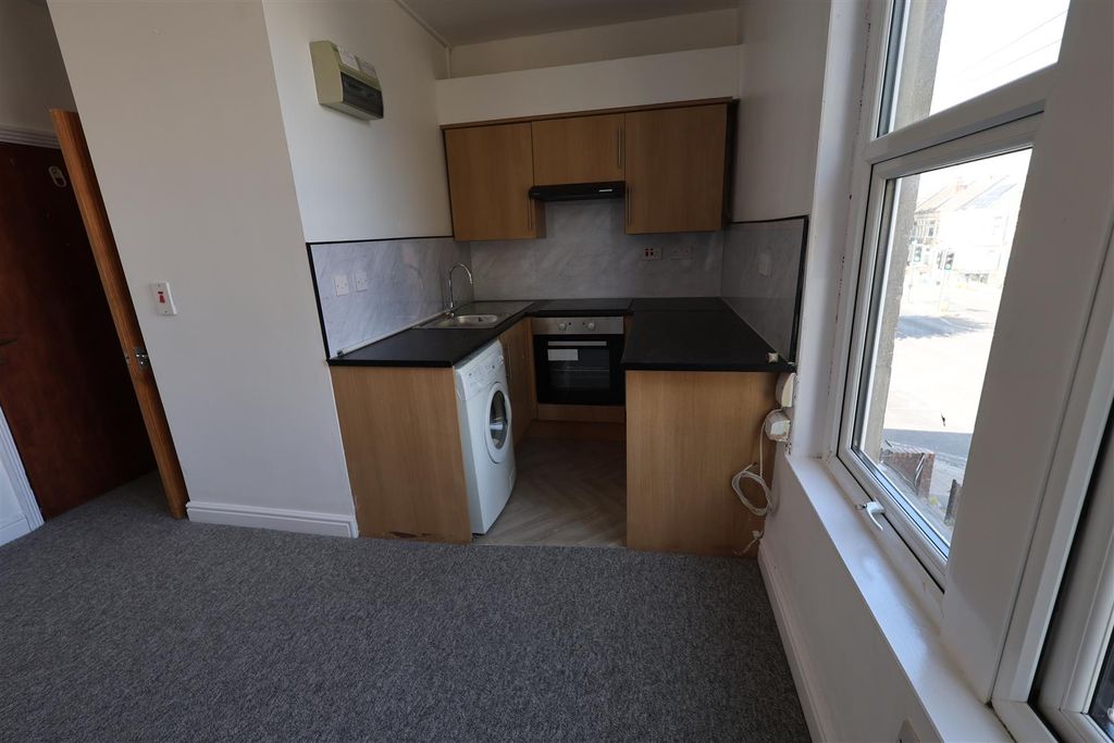 Property photo 2 of 6 Img_0864.Jpg