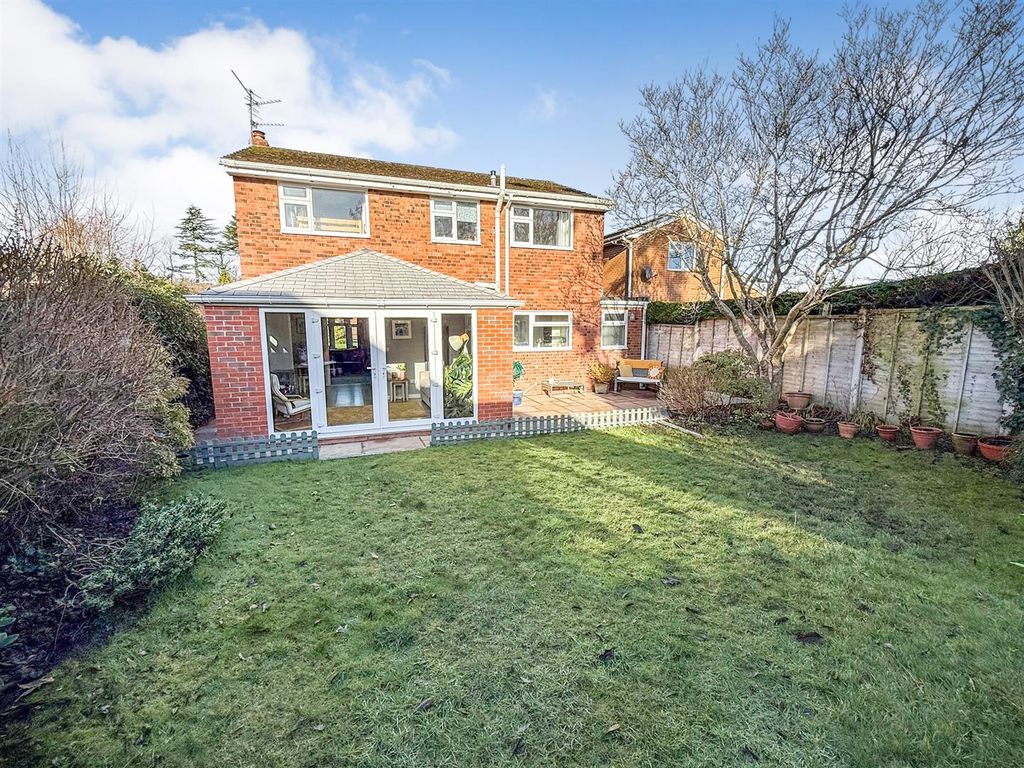 Property photo 1 of 18 Rear Garden