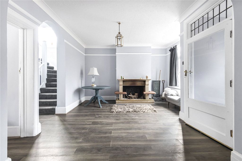 Property photo 2 of 24 Picture No. 22