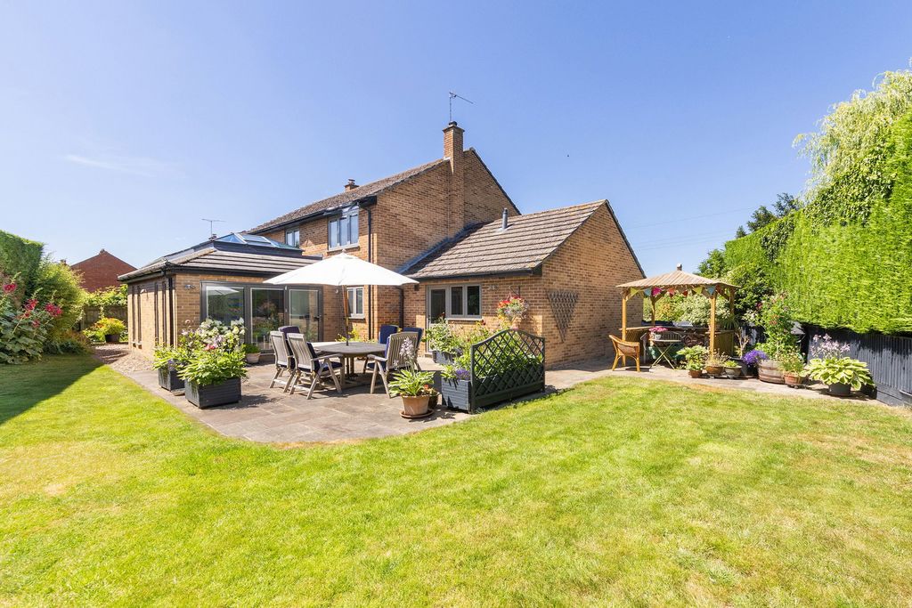Additional image 13 of 4 bed detached house for saleRoke, Wallingford OX10