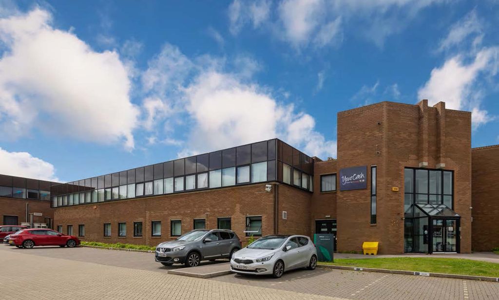 Property photo 3 of 47