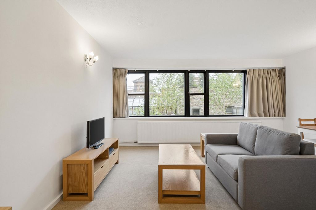 Property photo 1 of 10 Image