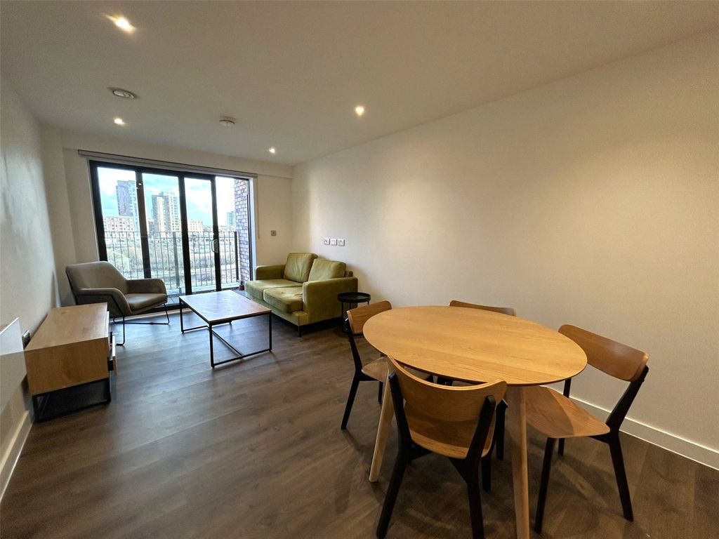 Property photo 2 of 15 Picture No. 01