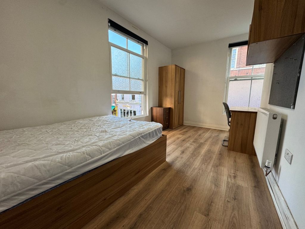 Property photo 3 of 5 Picture No. 04