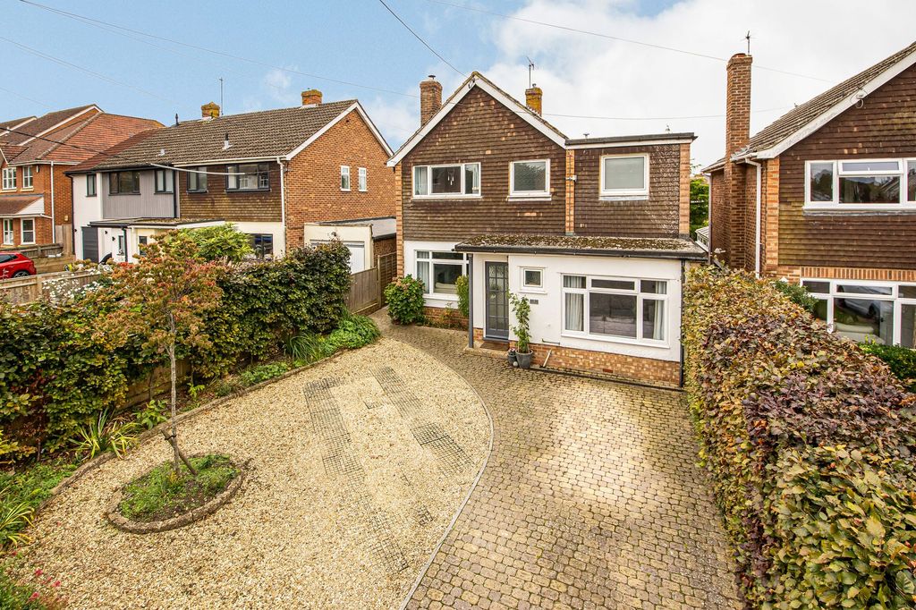 Property photo 1 of 25