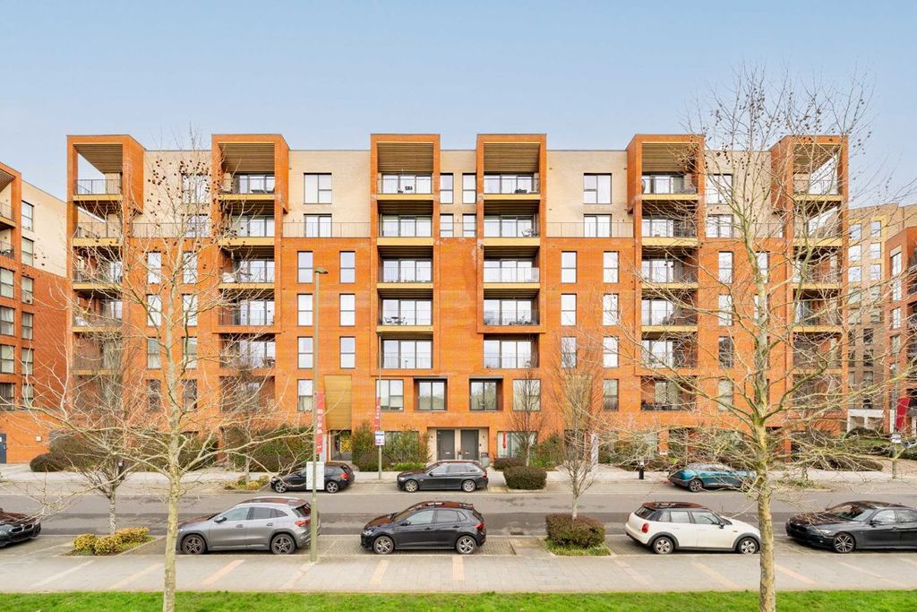 Property photo 1 of 9