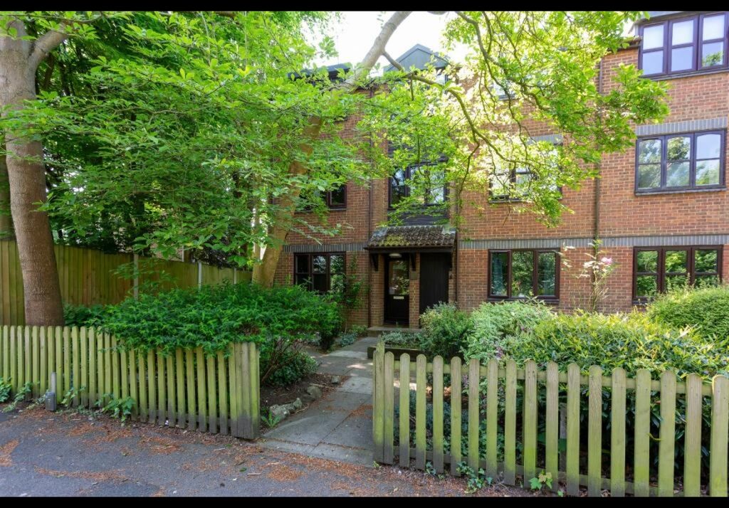 Property photo 1 of 14 Img_8301