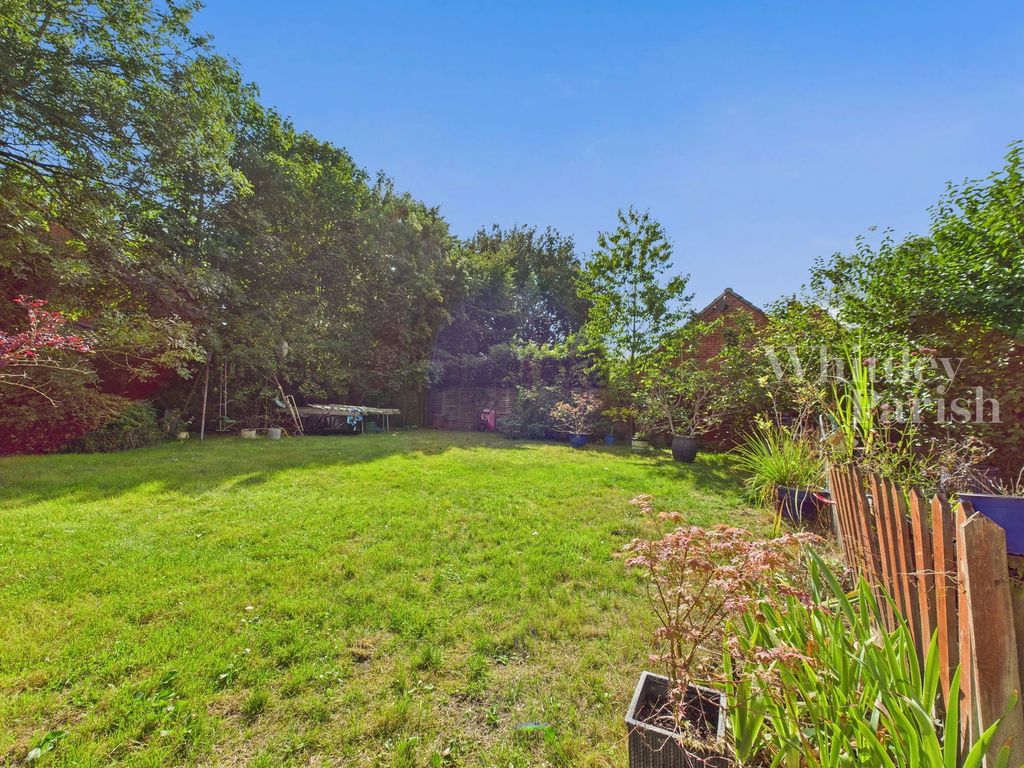 Property photo 3 of 23