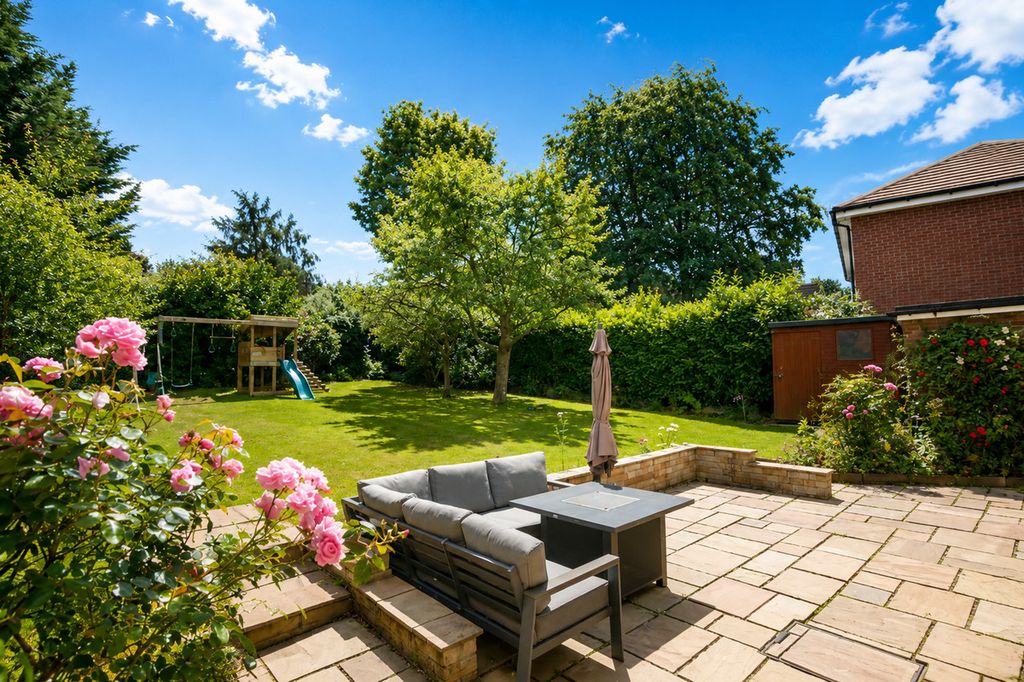 Property photo 3 of 32