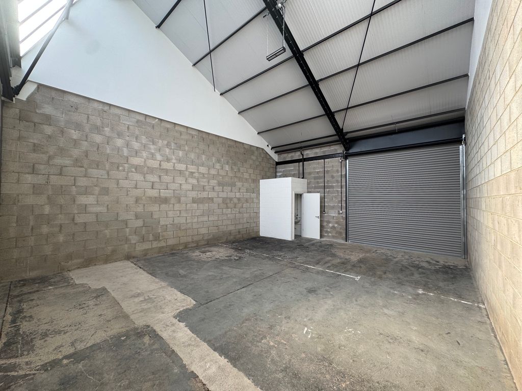 Property photo 3 of 6
