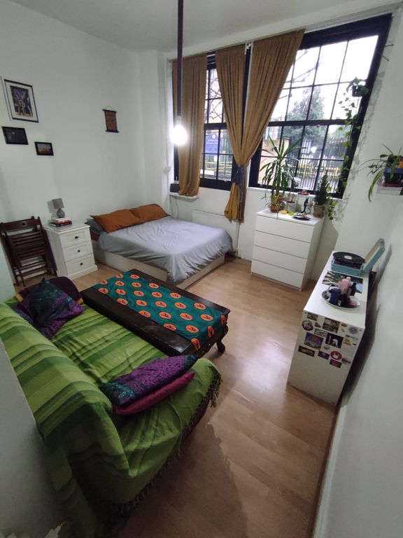 Property photo 2 of 5