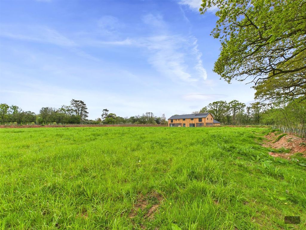 Property photo 3 of 7 Cam02887G0-Pr0444-Still007Dp.Jpg