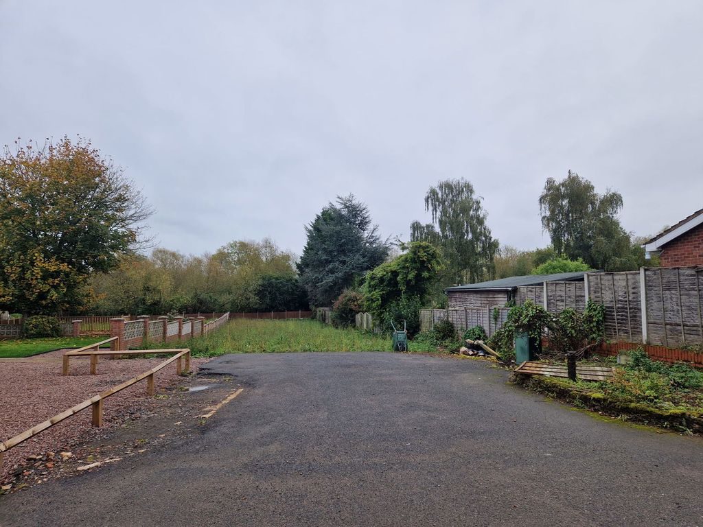 Property photo 1 of 4