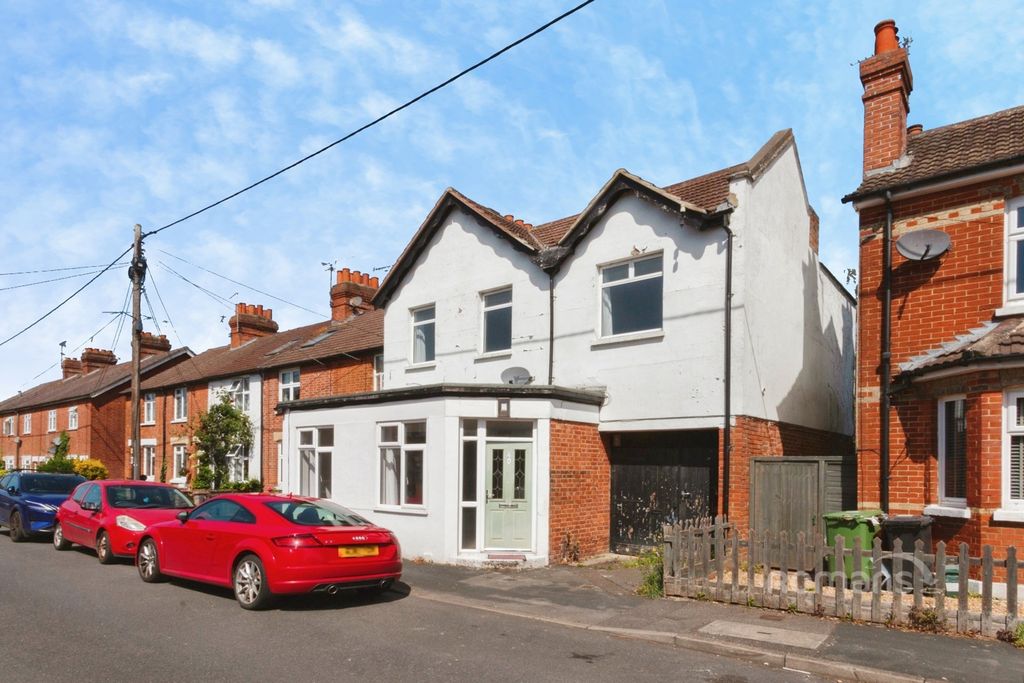 Property photo 1 of 12 Pbox-Img.Jpg