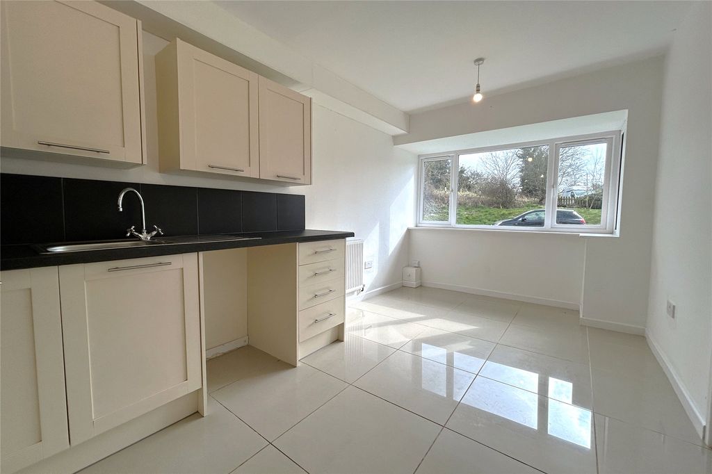 Property photo 3 of 13 Picture No. 10