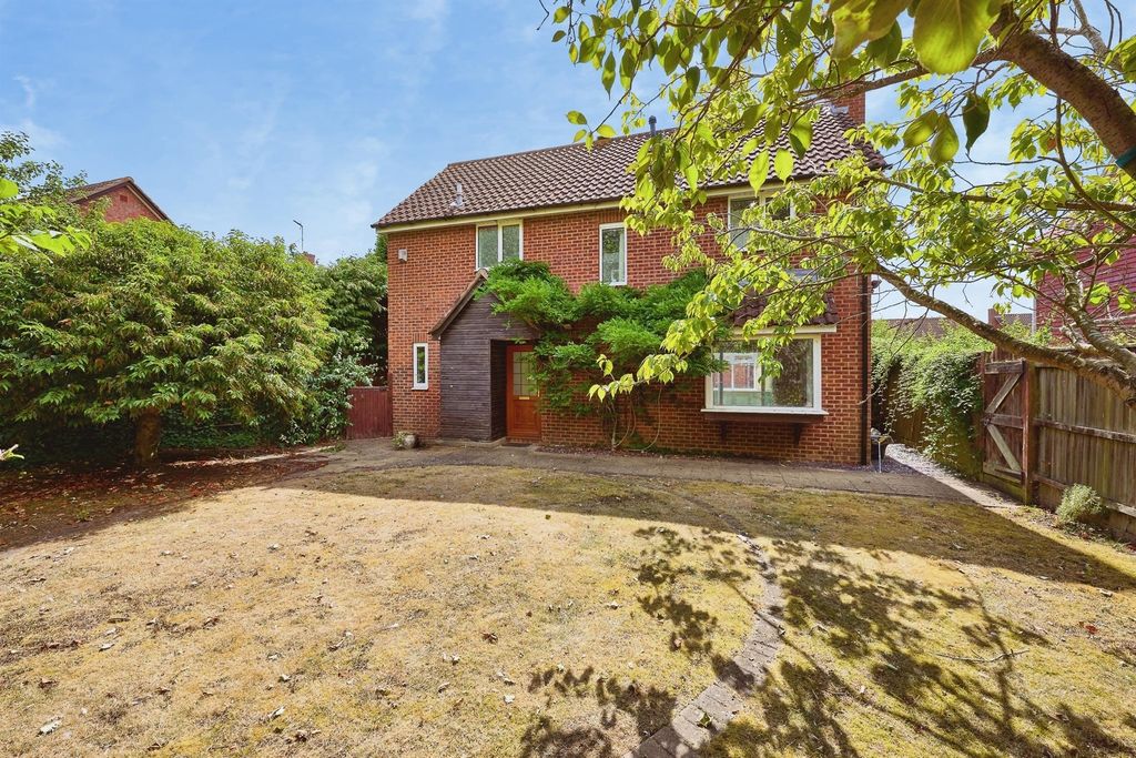 Property photo 1 of 19