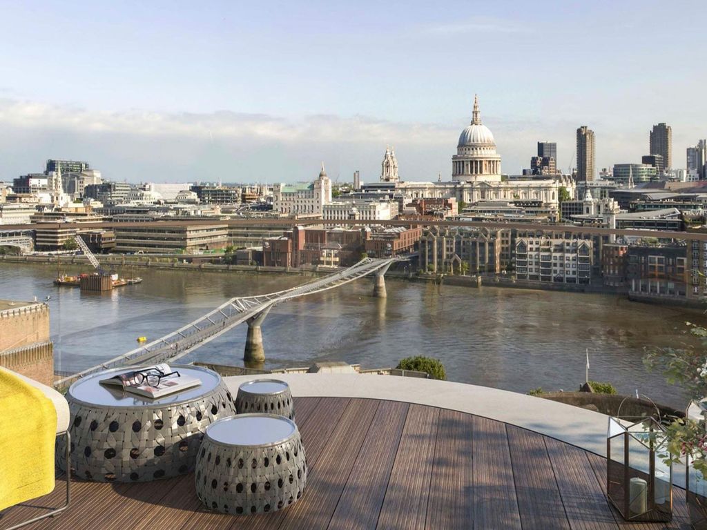 Property photo 1 of 25