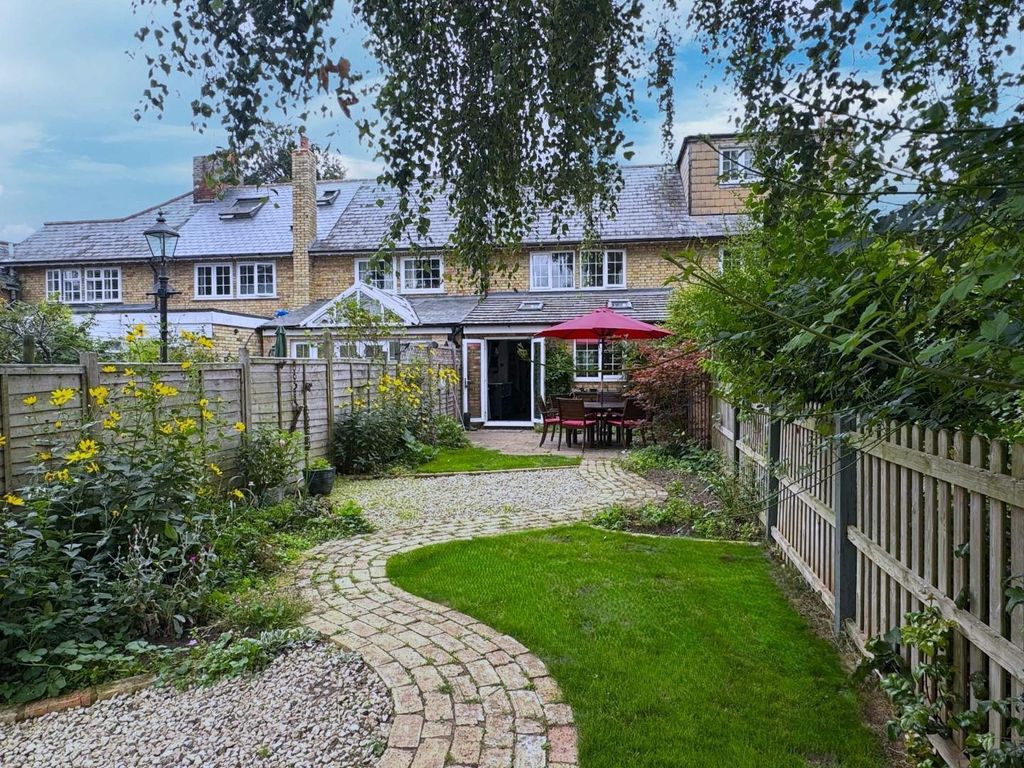 Property photo 1 of 25 Rear Garden