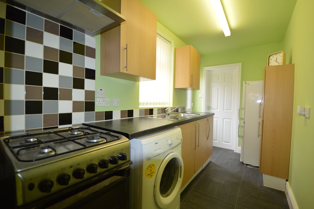 Property photo 2 of 4