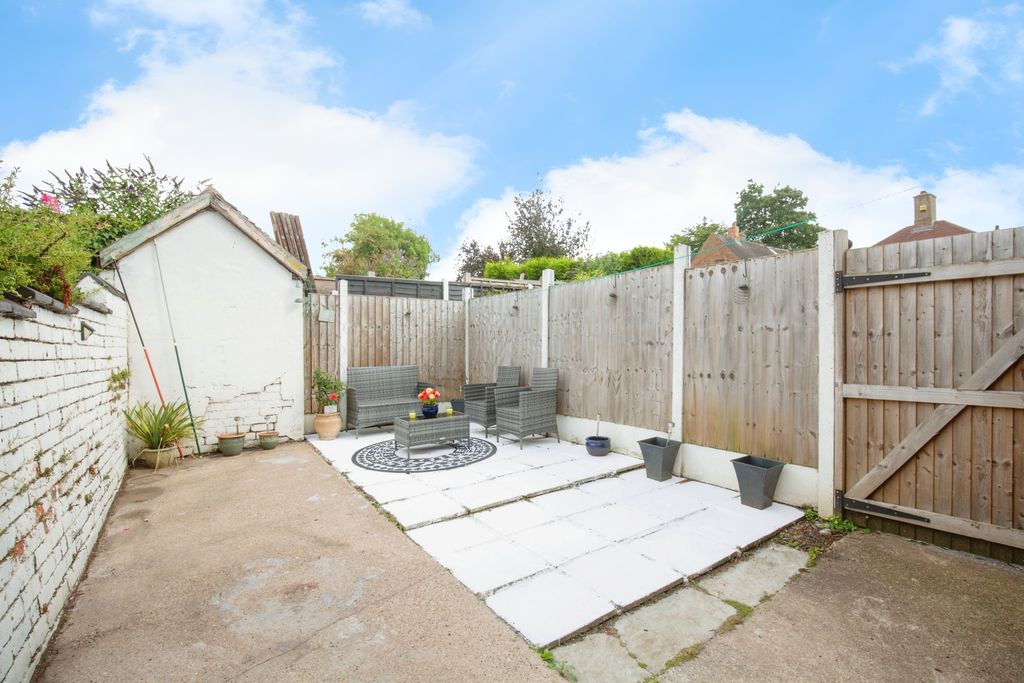 Property photo 2 of 18 786A58Be-Mw-7745