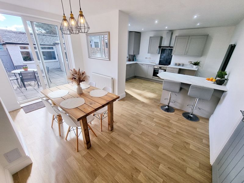 Property photo 2 of 17 Photo 10