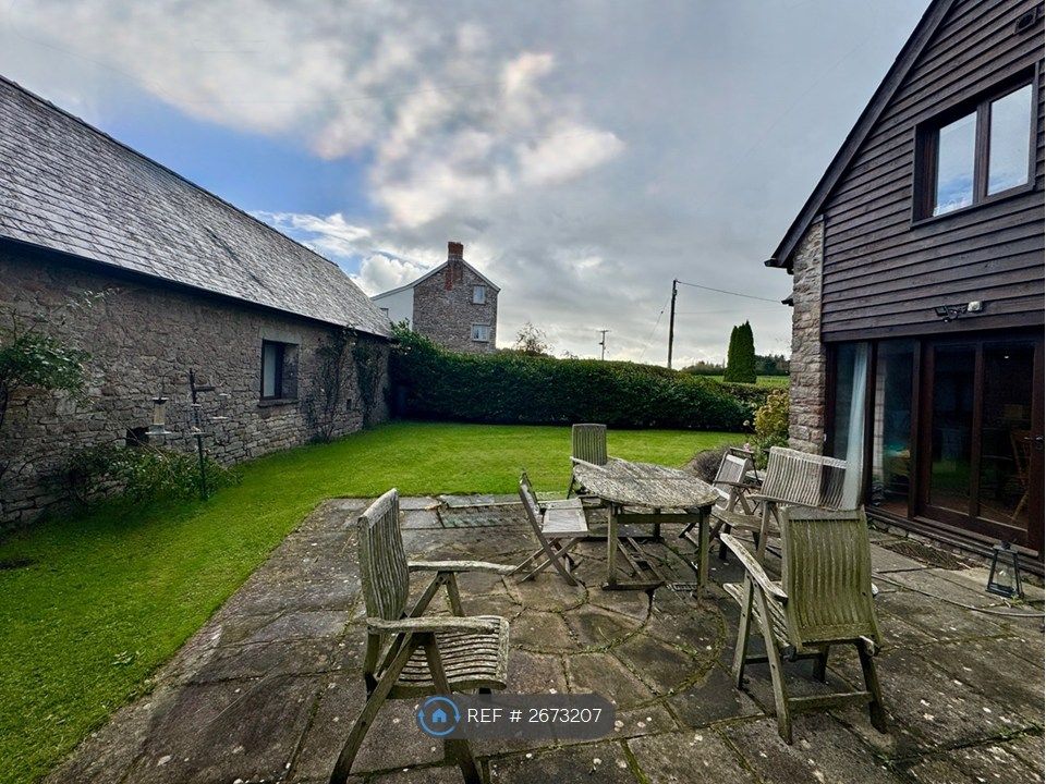 Property photo 3 of 25