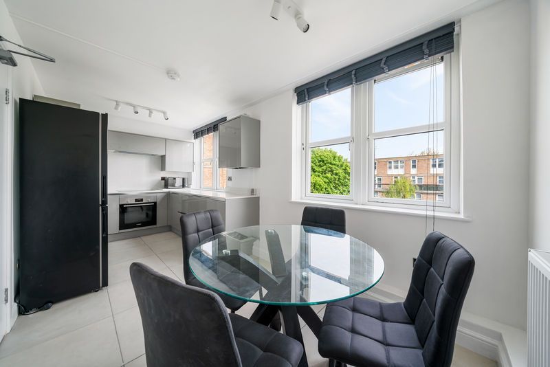 Property photo 2 of 25 Photo 5