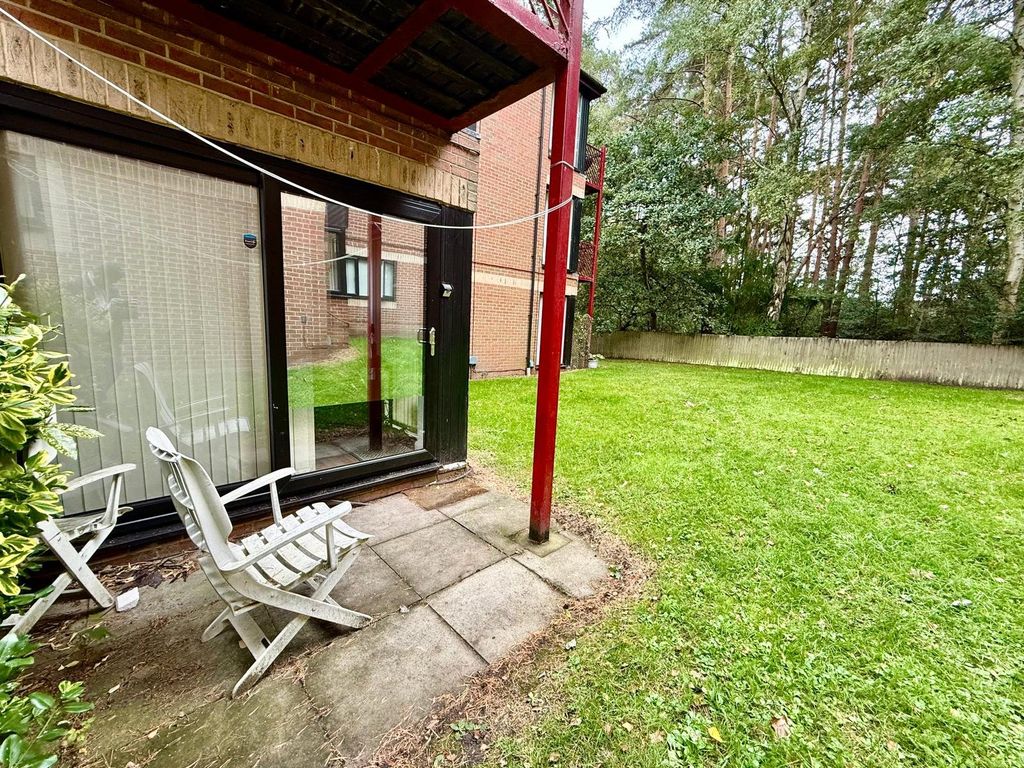 Property photo 3 of 6 Picture No. 05