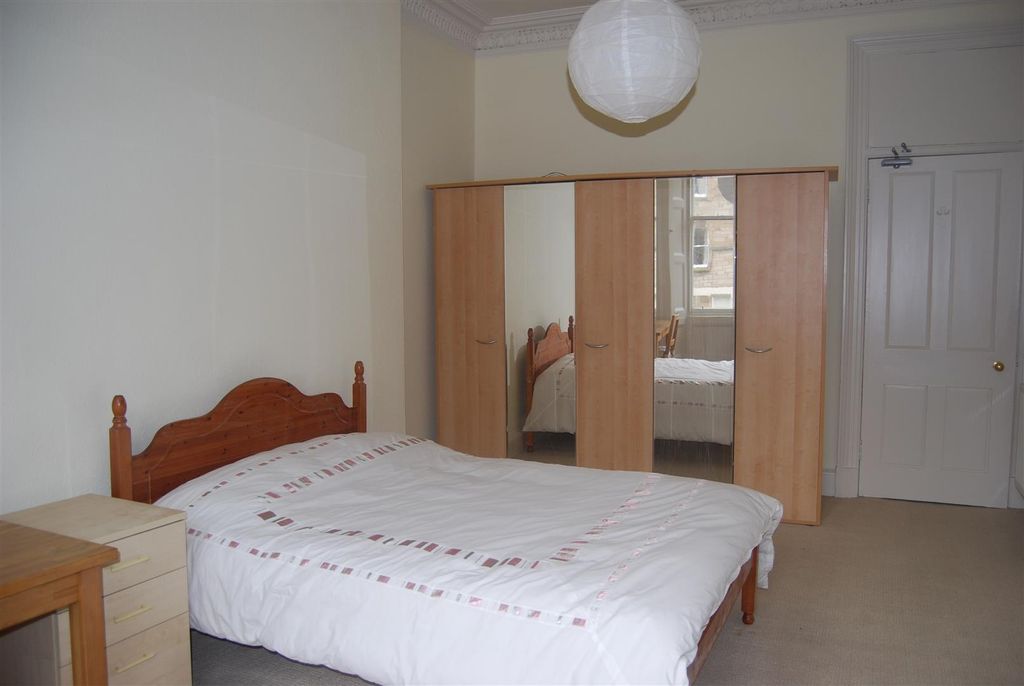 Property photo 2 of 17 Bedroom 2.Jpg