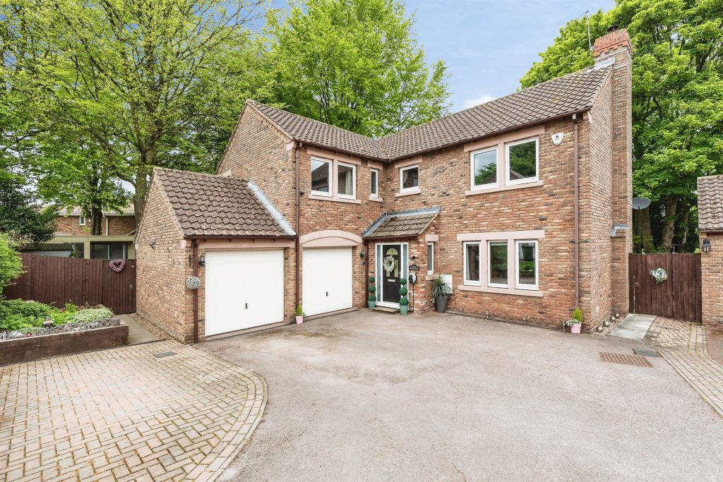 Property photo 1 of 27