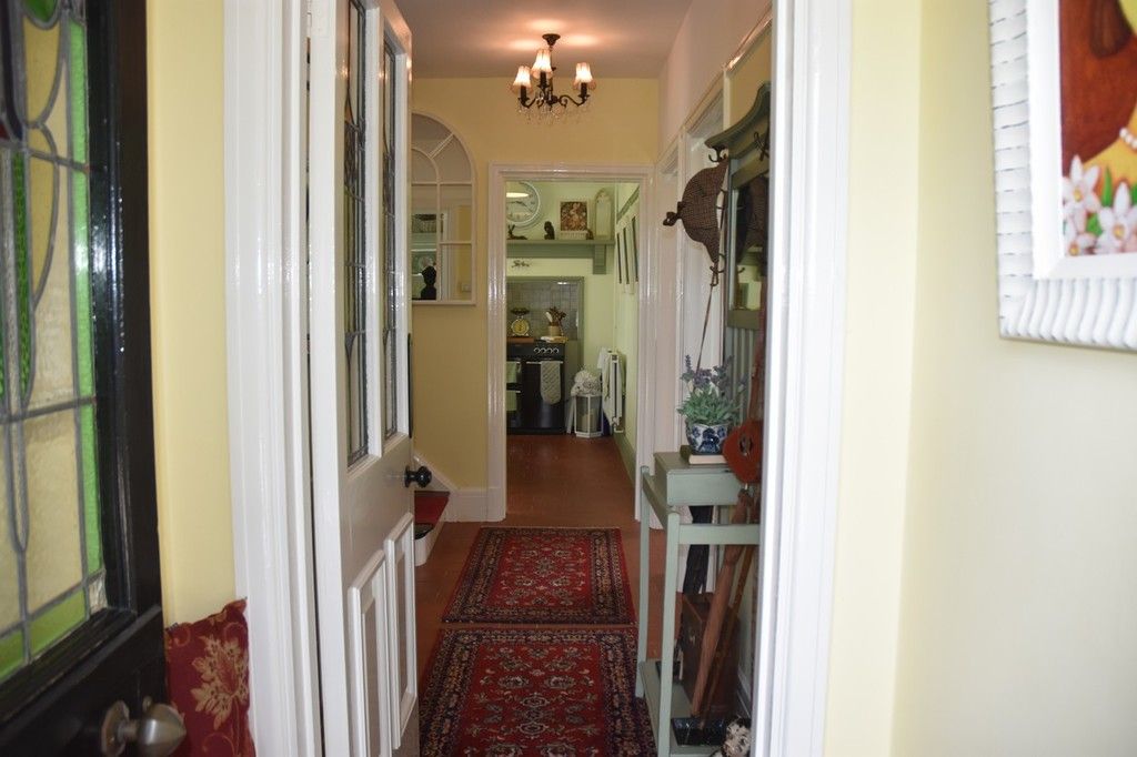 Property photo 2 of 43