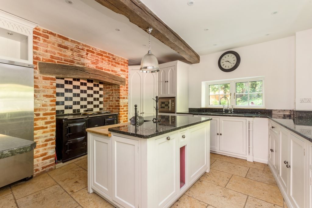 Property photo 3 of 14 Stonecroft Cottag...
