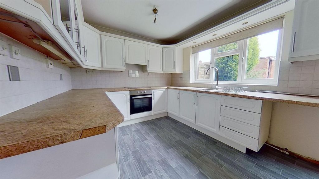 Property photo 2 of 8 5-Kendal-Court-Camden-Street-07102020_154105.Jpg