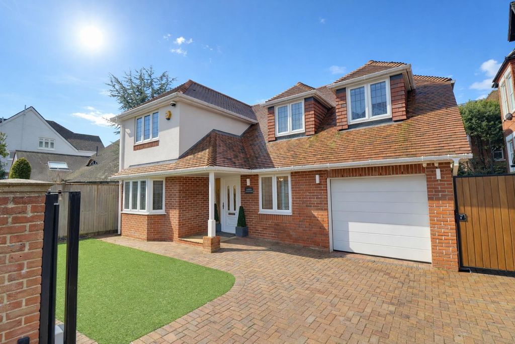 Property photo 1 of 24 Cwext